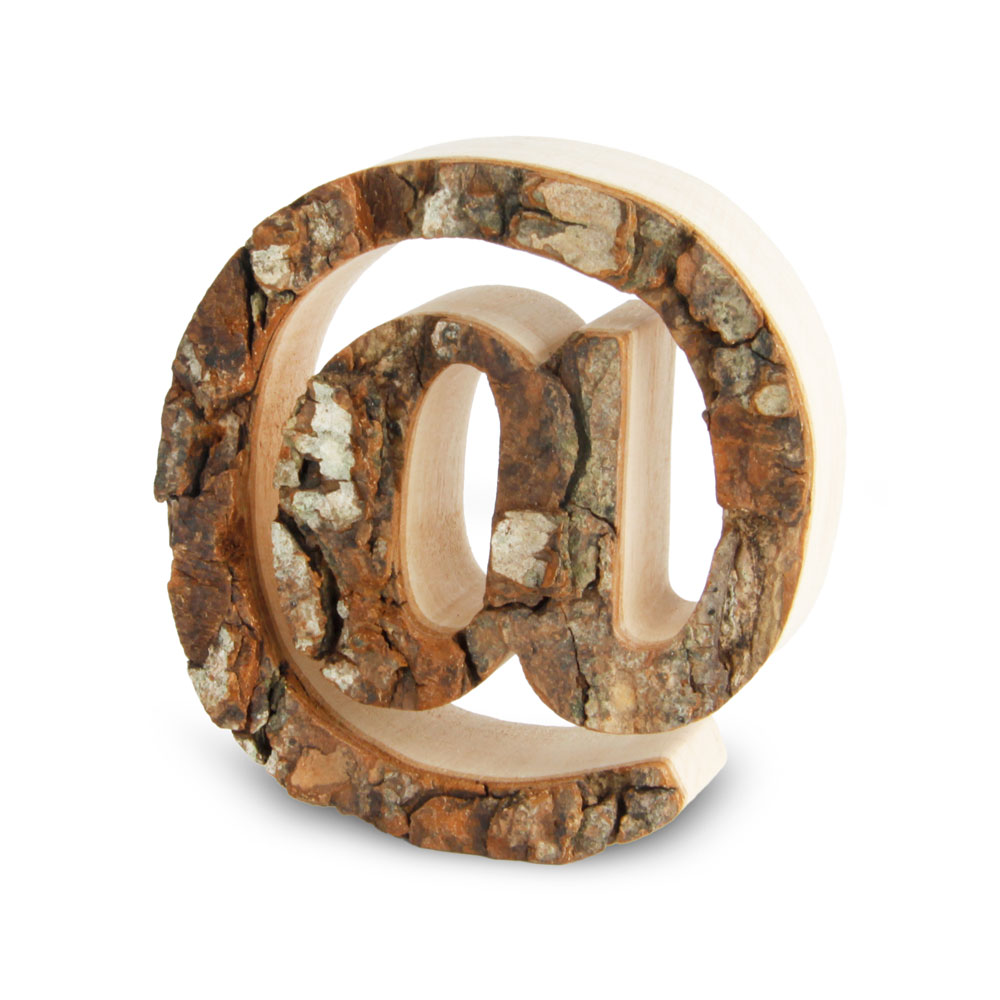 Holzbuchstabe mit Rinde: @ Holzbuchstabe mit Rinde: @