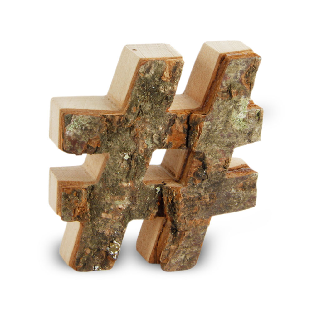 Holzbuchstabe mit Rinde: # Holzbuchstabe mit Rinde: #