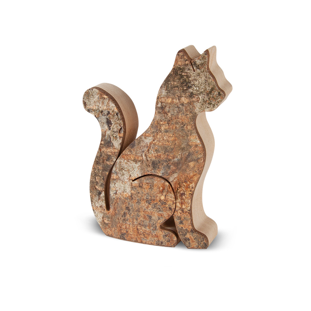 Katze mit Rinde Typ 1, sitzend Katze mit Rinde Typ 1, sitzend