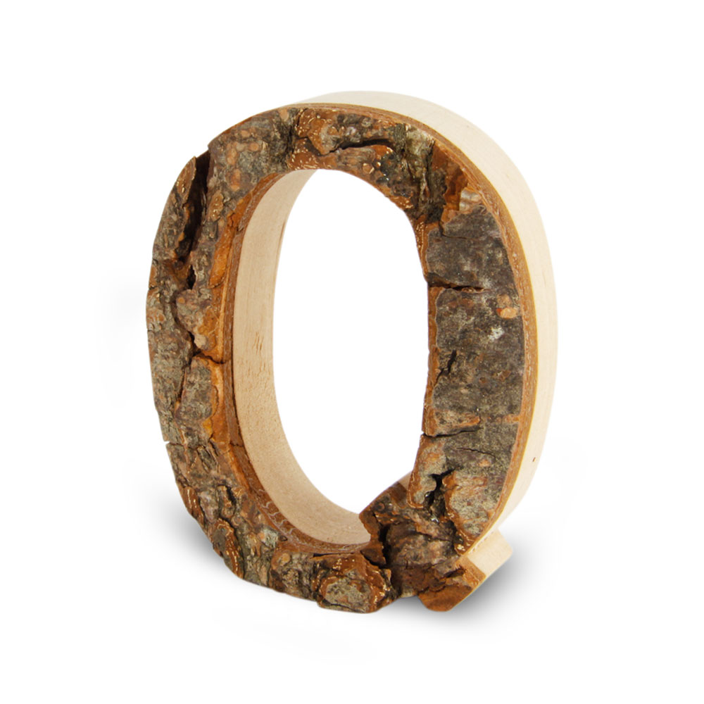 Holzbuchstabe mit Rinde: Q Holzbuchstabe mit Rinde: Q